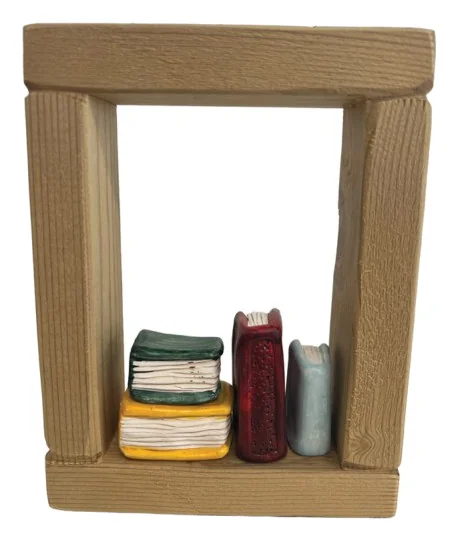 Libri 2 — decorazione artigianale Gusat